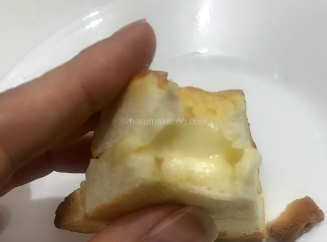 三角チーズパンをトースト